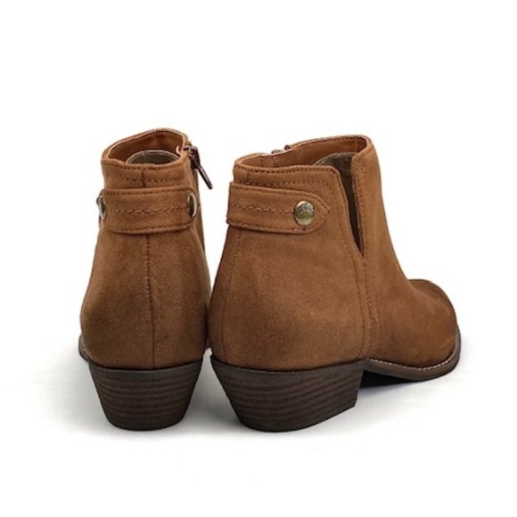 New Zodiac Madison Ankle Bootie, Cognac 10 - Picture 7 of 10